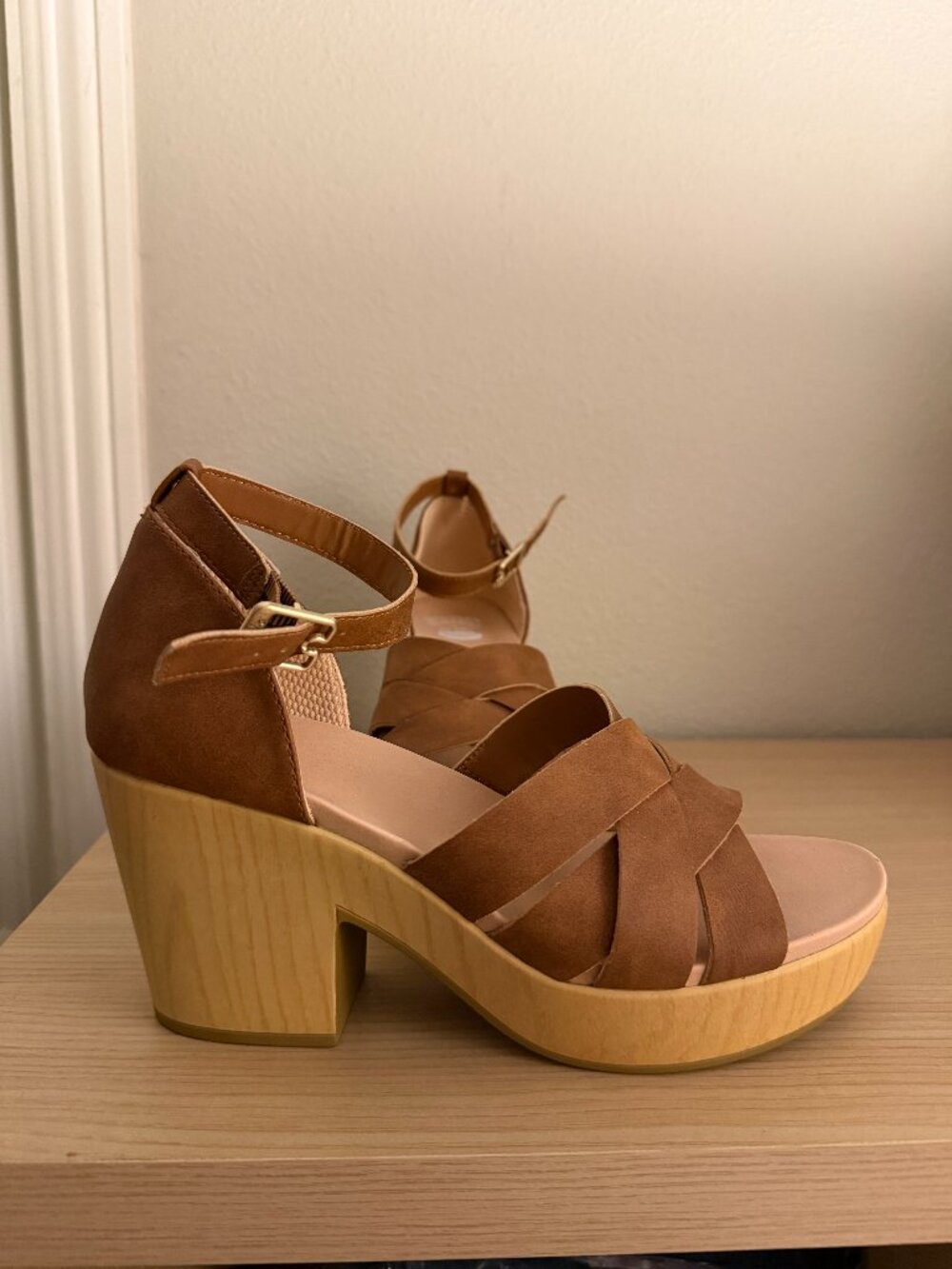 Dr. Scholls Blissful Heeled Sandal in Honey, Size 8
